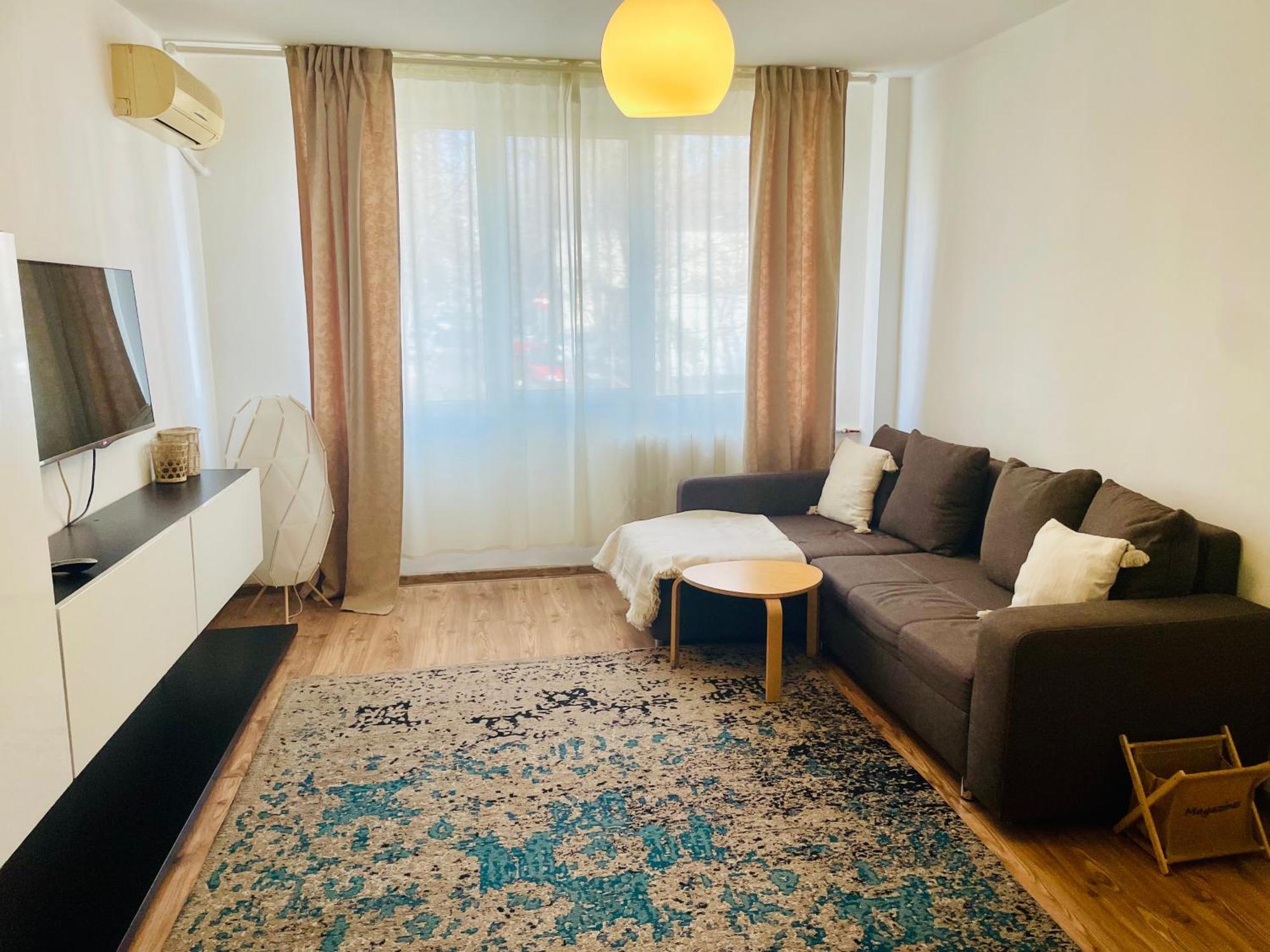 Thias Apartment -Parter, Langa Spitalul Marie Curie Bucureşti Exterior foto